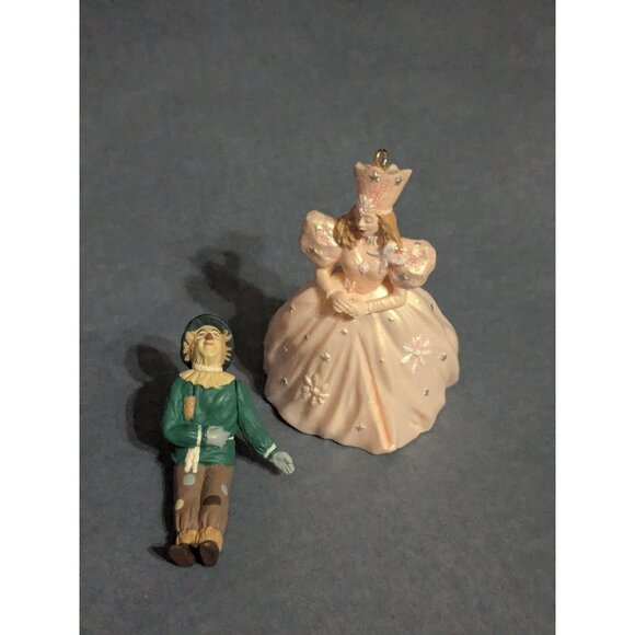 Hallmark Keepsake Wizard Of Oz Mini Ornaments Glinda & Scarecrow 1997 - Picture 1 of 3